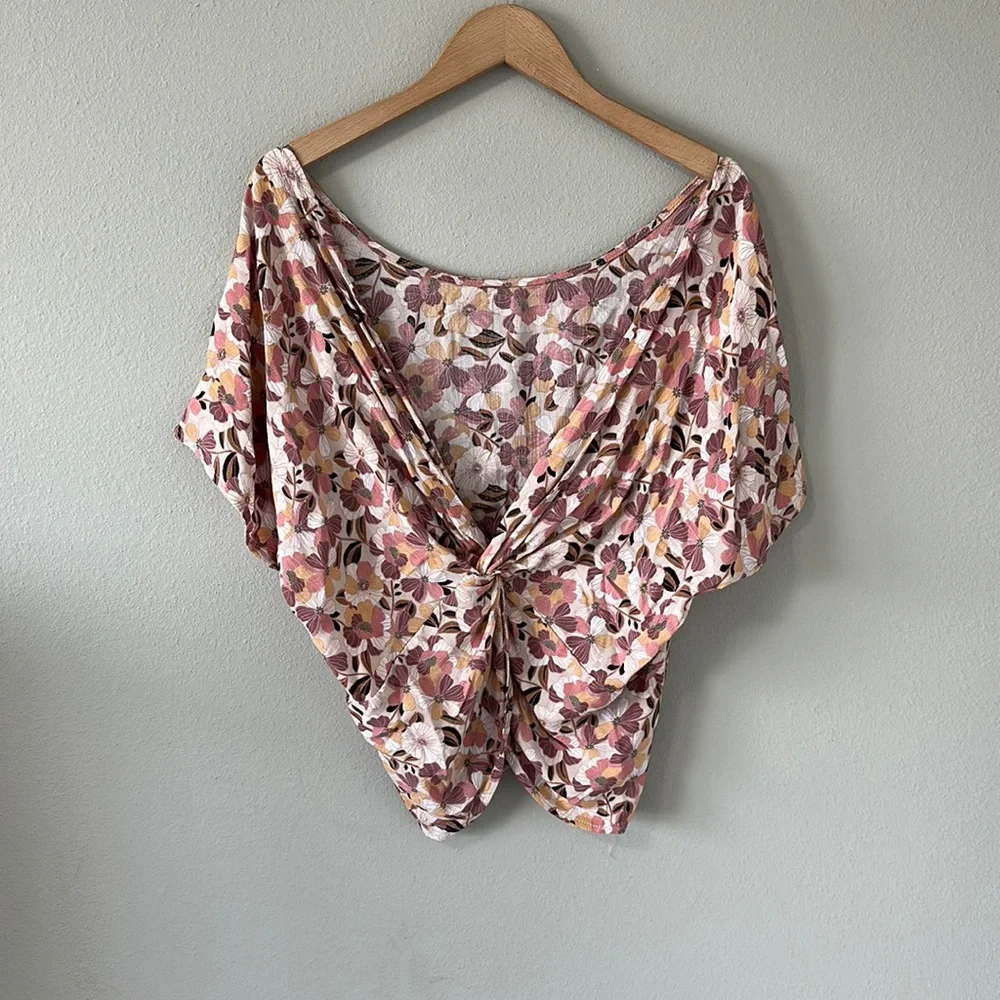 Willow + Root Twisted Open Back Top Versatile Floral Print Medium Multi Color - Picture 5 of 15